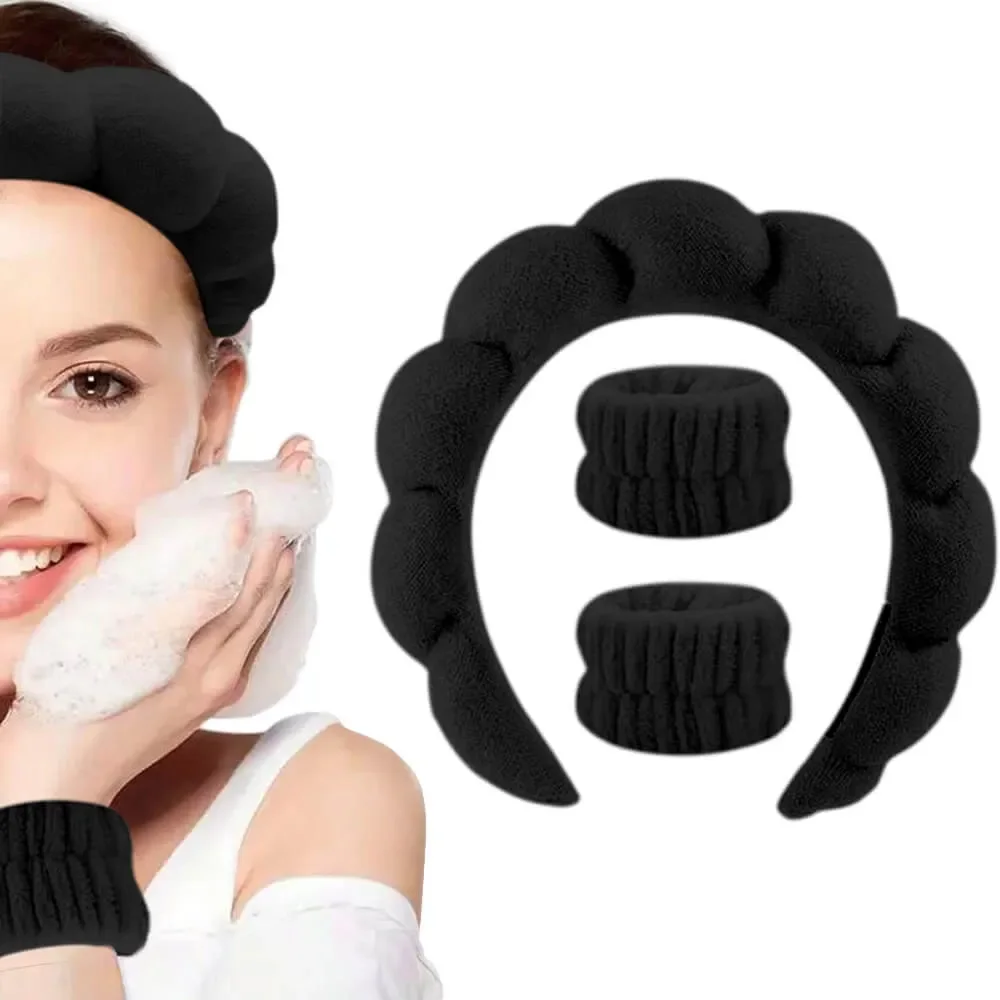 Outra imagem de Kit para Skincare com Tiara Nuvem e Munhequeira Preta | Acessório de Skincare · Sem Marca