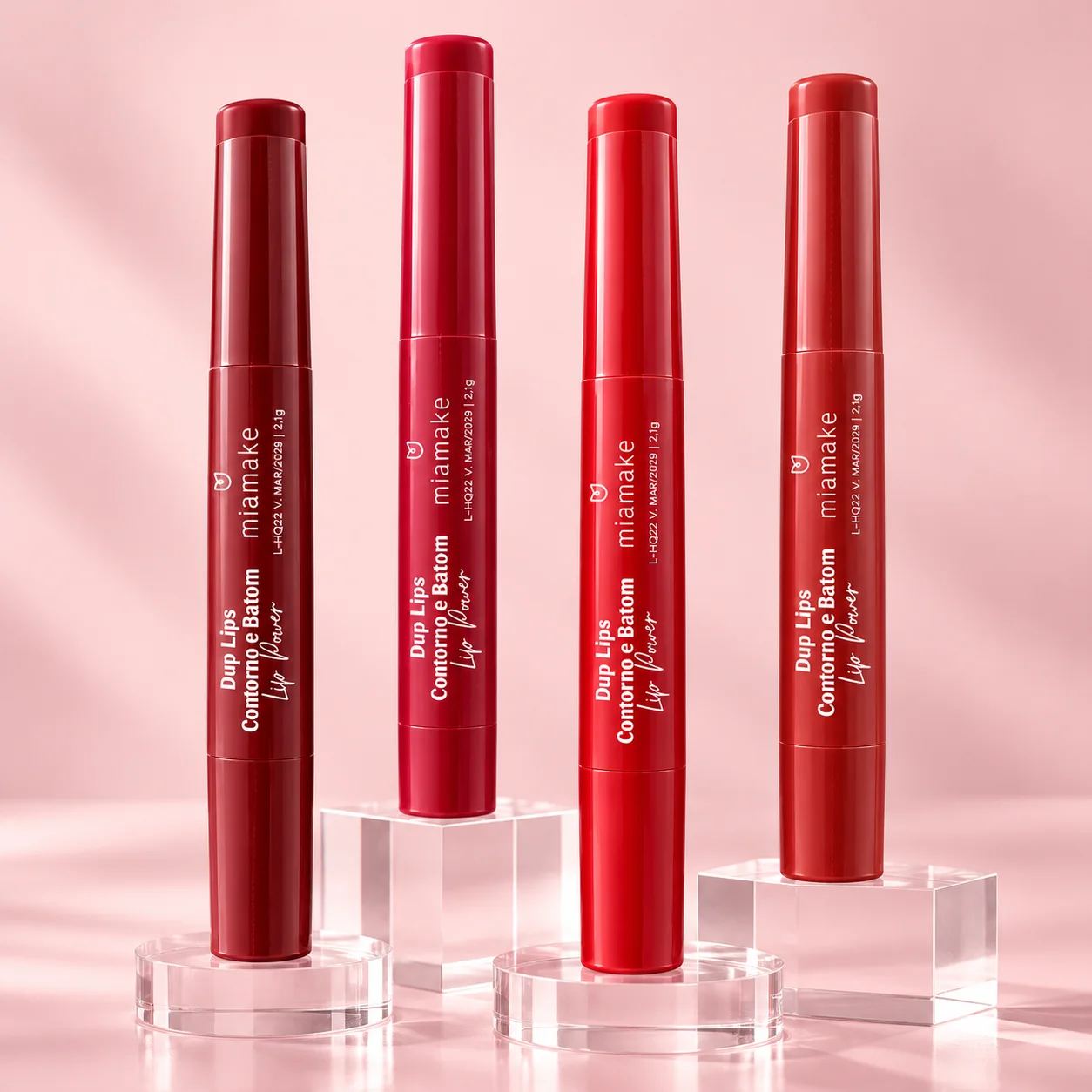 Kit Lápis de Contorno e Batom Retrátil Mia Make Duo Lips Cor 03 Mia Make Cor 03