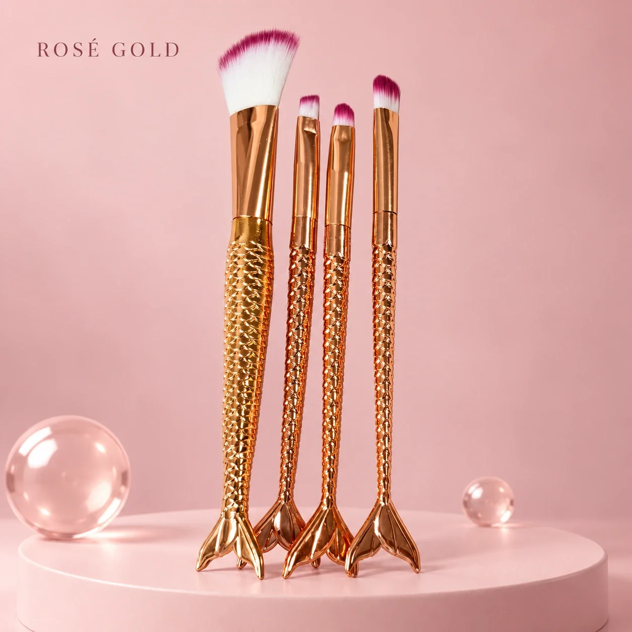 Outra imagem de Kit com 4 Pincéis de Maquiagem Sereia Rosé gold · Sem Marca