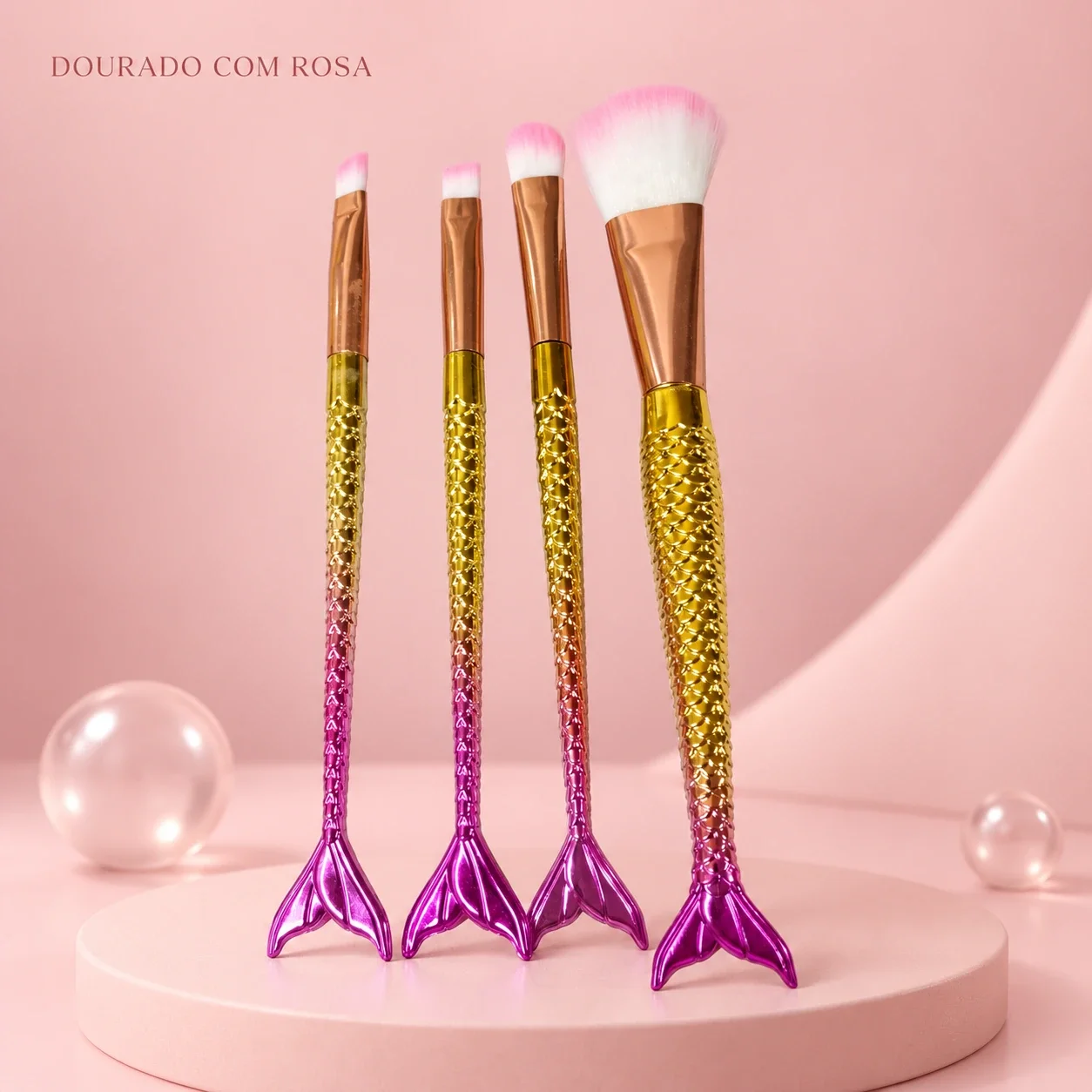 Kit com 4 Pincéis de Maquiagem Sereia Dourado com rosa